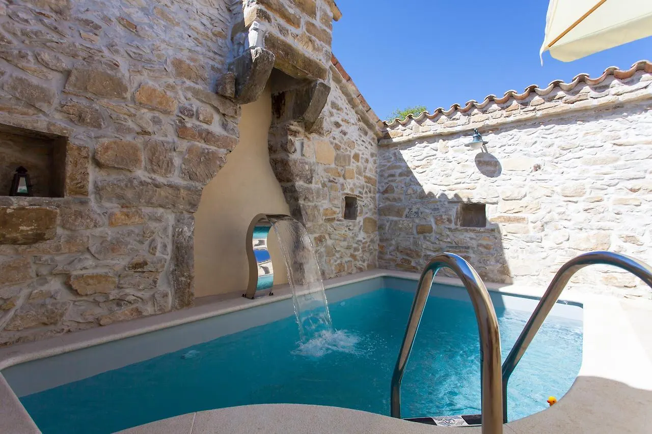 Villa Franz Krbune Potpićan Chorvatsko