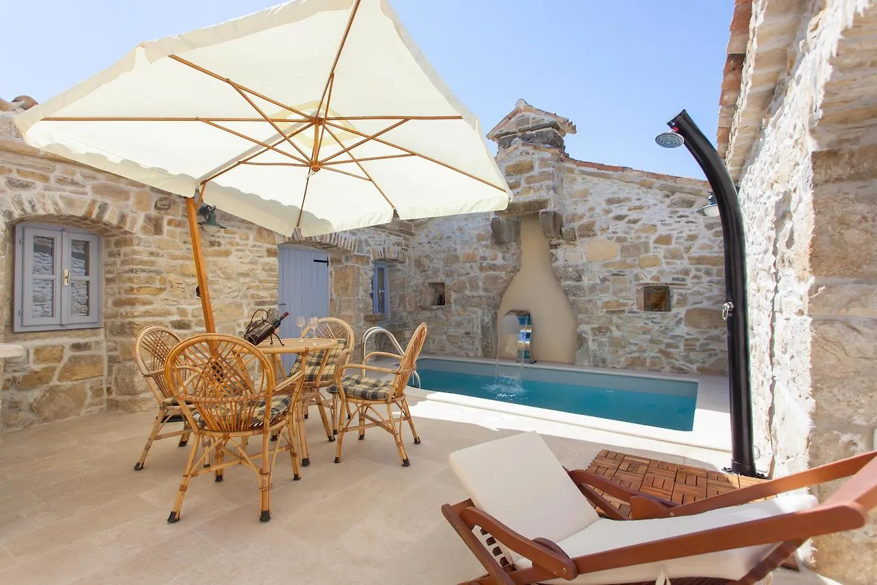 Villa Franz Krbune Potpićan